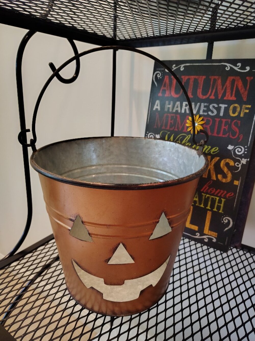 Jack-O-Lantern Face Galvanized Steel Rust Look Metal Vintage Halloween Bucket